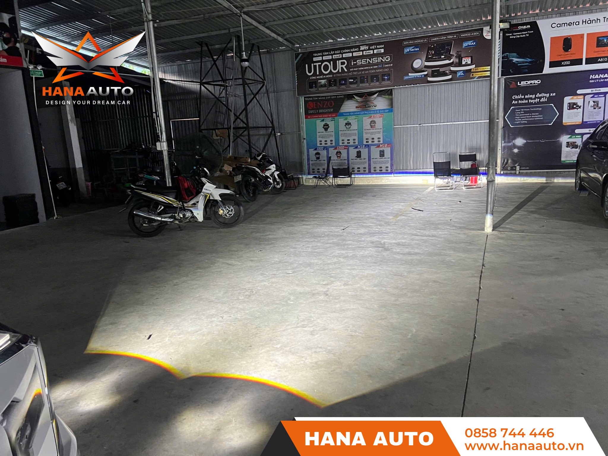Bi gầm 3 màu laser LedPro A11 Pro 2 tâm laser 2025